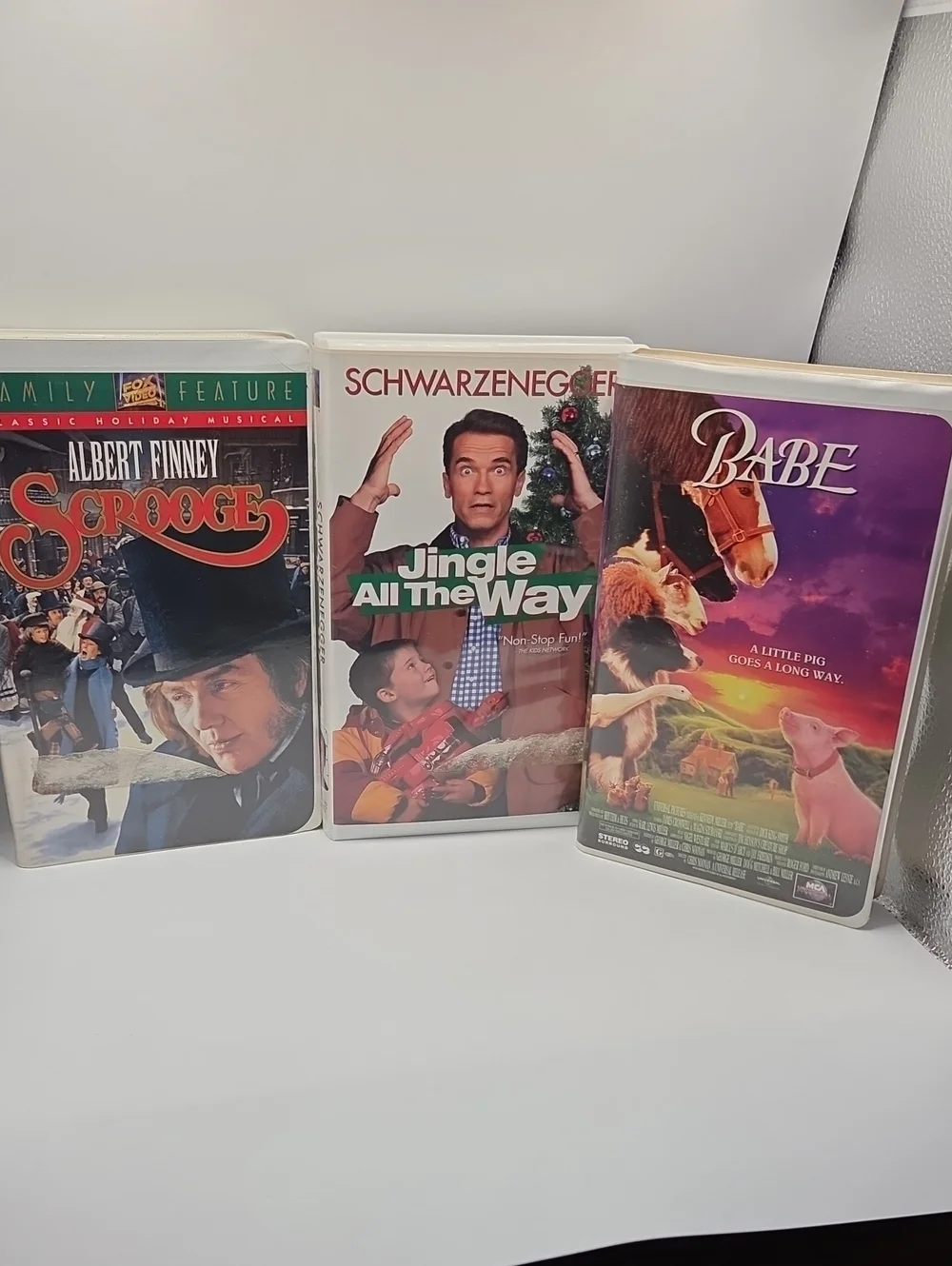 VHS Vintage Movies  Babe. Jingle All The Way And Scrooge